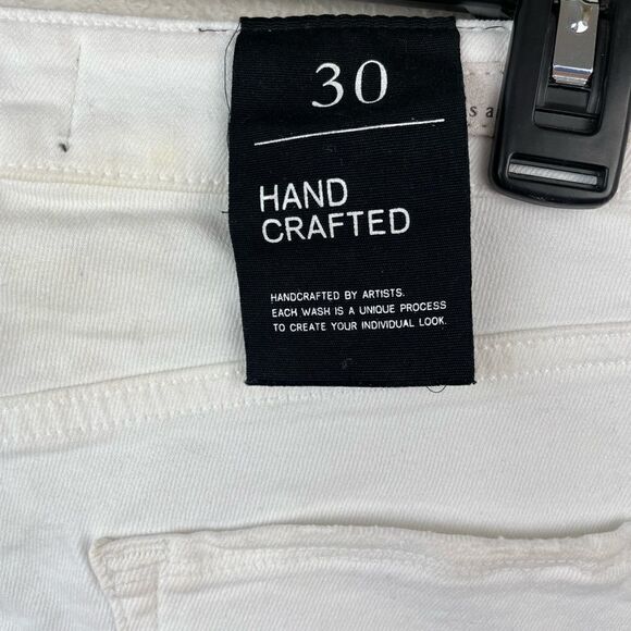 NWT Sanctuary White Denim Distressed Shorts Sizes 27, 29, 30, 31, 32 - Picture 5 of 7